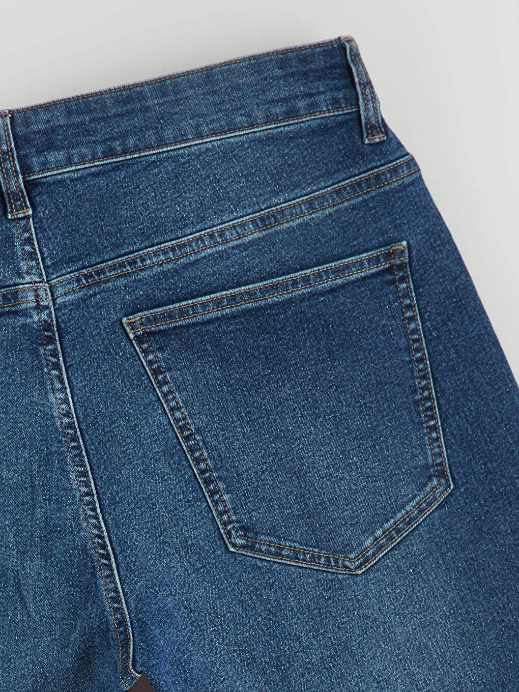 მამაკაცები მუქი ლურჯი ჯინსი-5