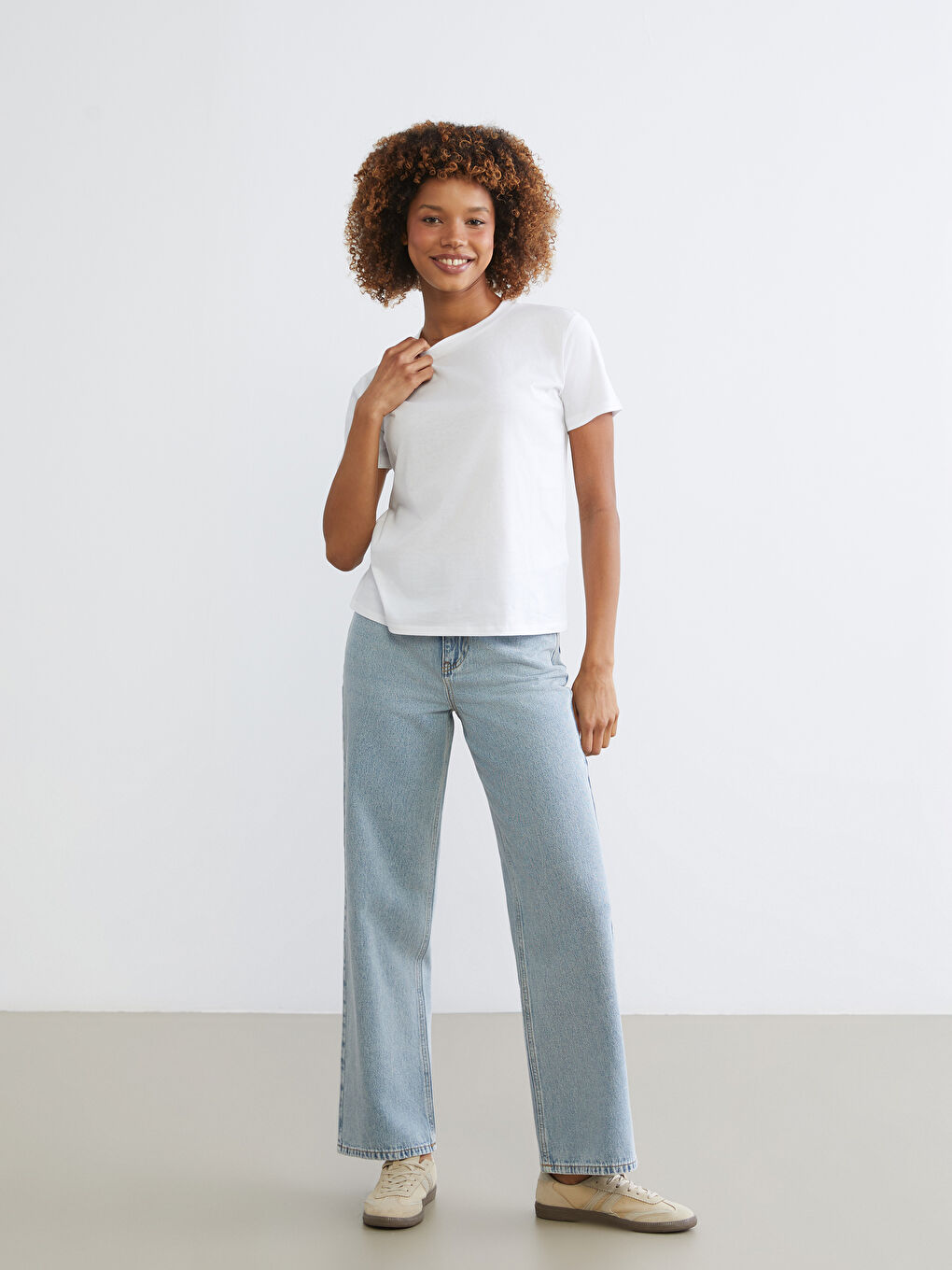 Әйелдер ақ Футболка-1