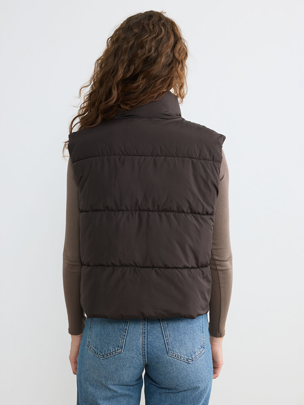 Kahverengi Dik Yaka Kadın Şişme Yelek-4