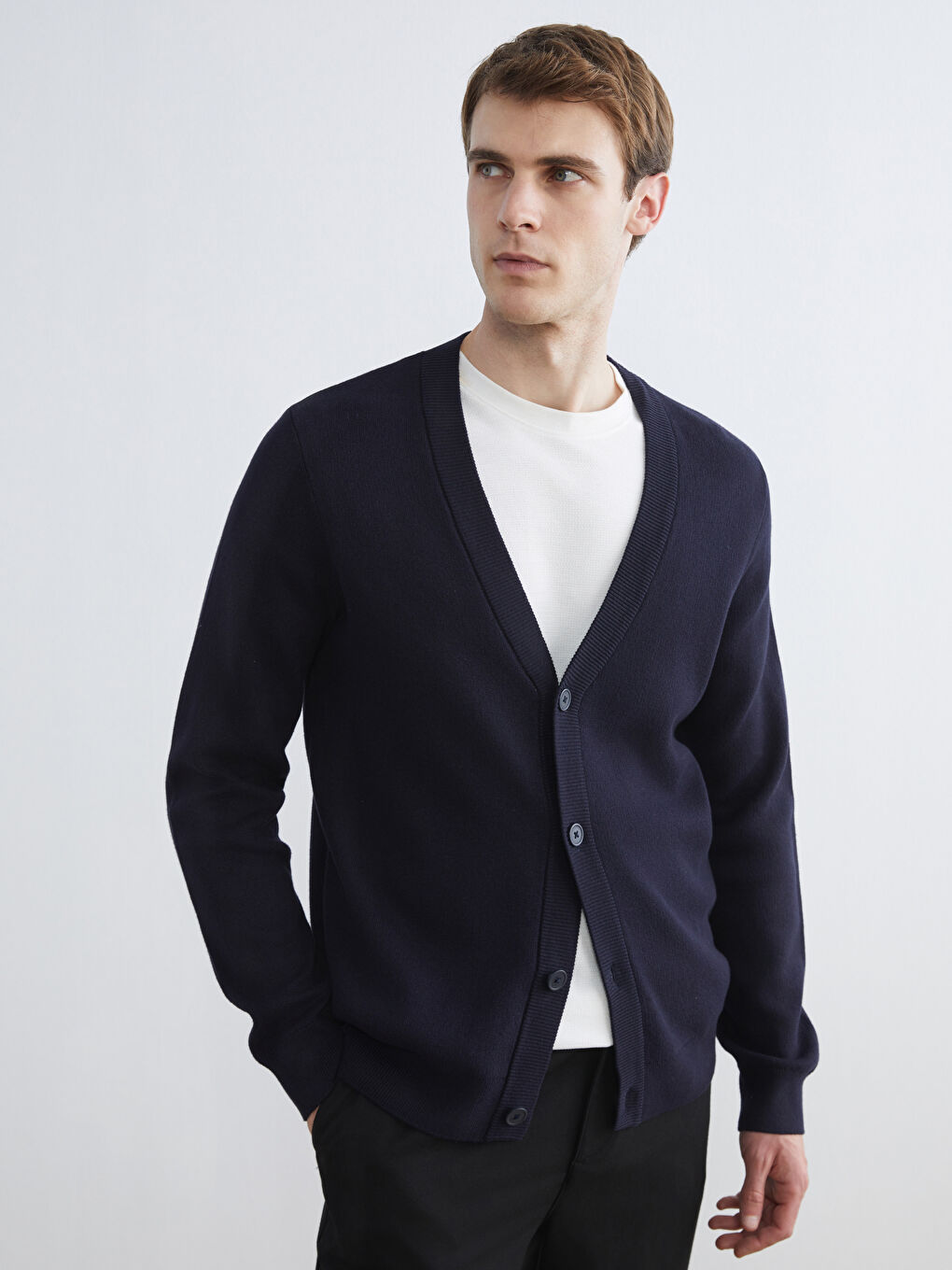 Чоловік ТЕМНО-СИНІЙ Кардиган