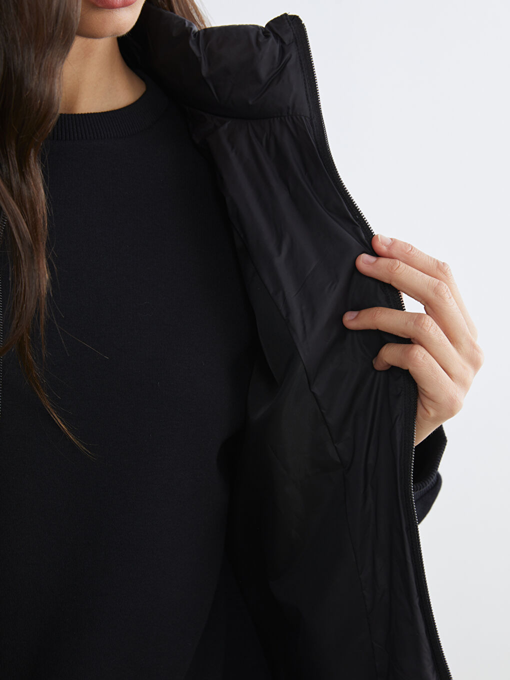 Women's Stand-Up Collar Puffer Vest-3