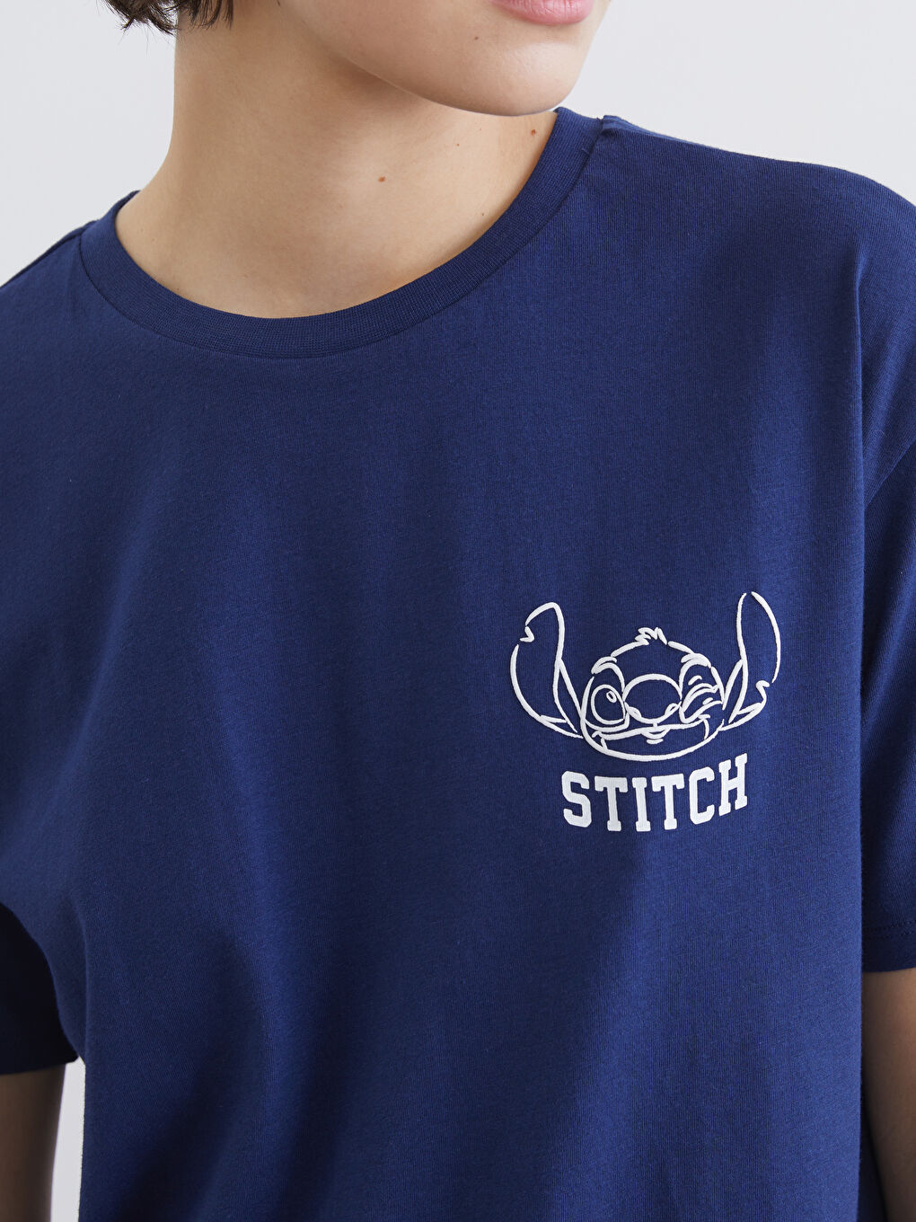 Crew Neck Lilo & Stitch Printed Women's T-Shirt-2