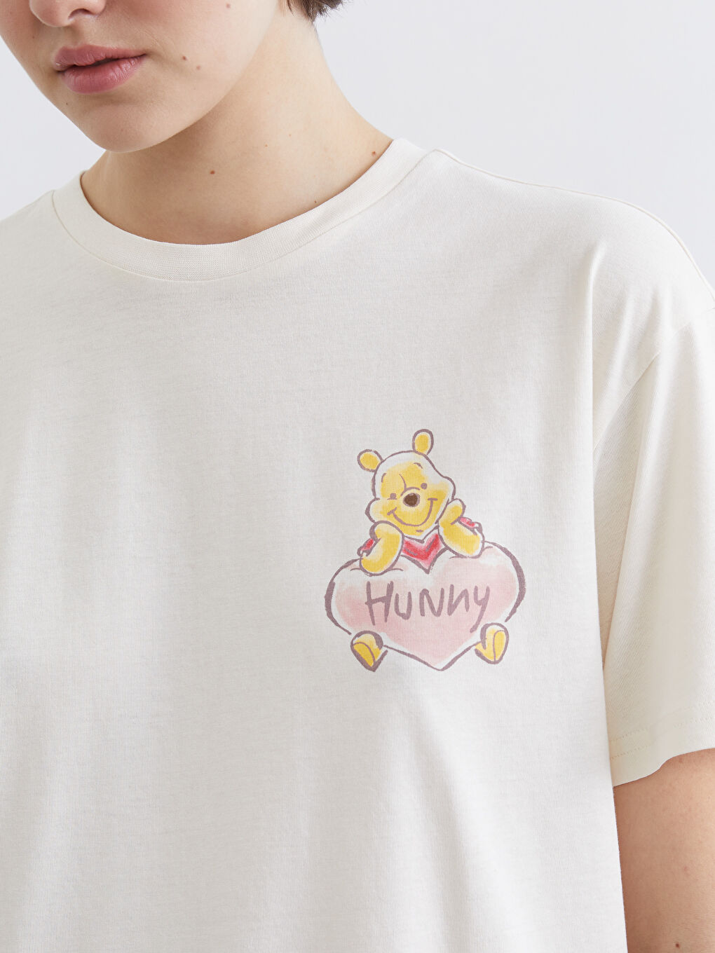 Crew Neck Winnie the Pooh Printed Women's T-Shirt-2