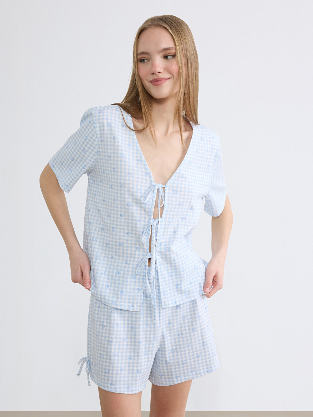 Lila V Yaka Ekose Kadın Şortlu Pijama Takımı