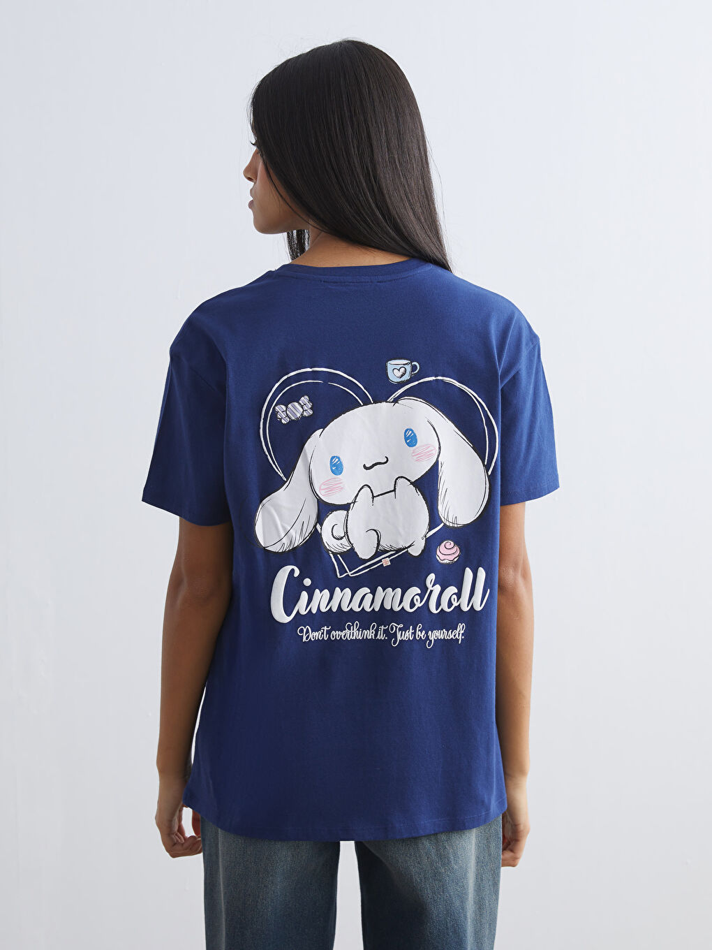 cinnamoroll принт дөңгелек жағалы әйелдер футболкасы-4