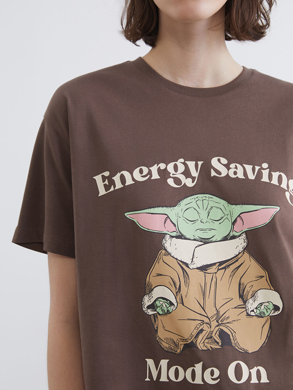 The Mandalorian Print Women's T-Shirt-2