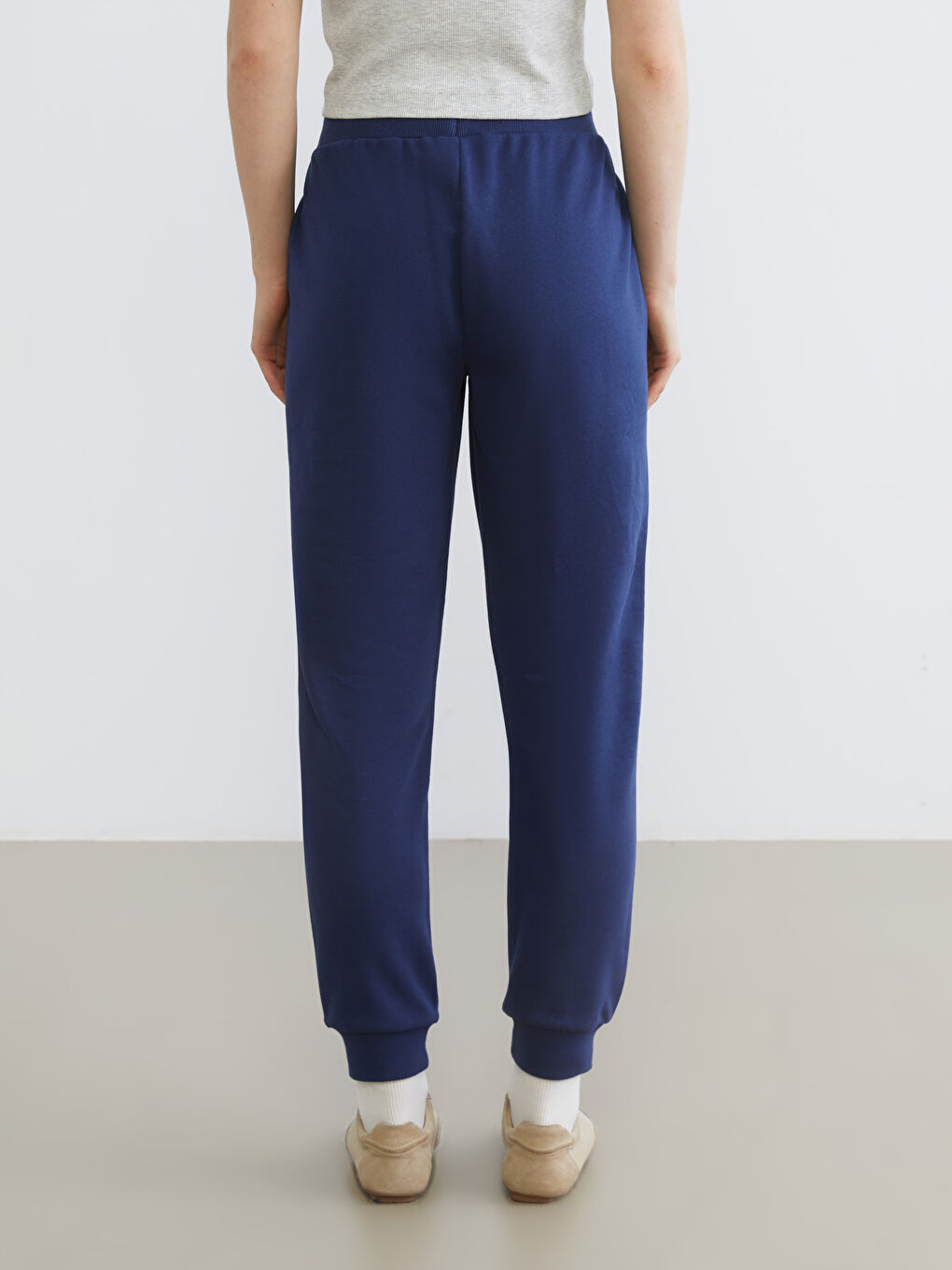 Дамски джогър панталони с еластичен колан-3