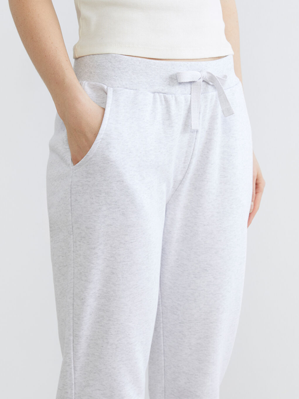 Women's Jogger Sweatpants with Elastic Waistband-2