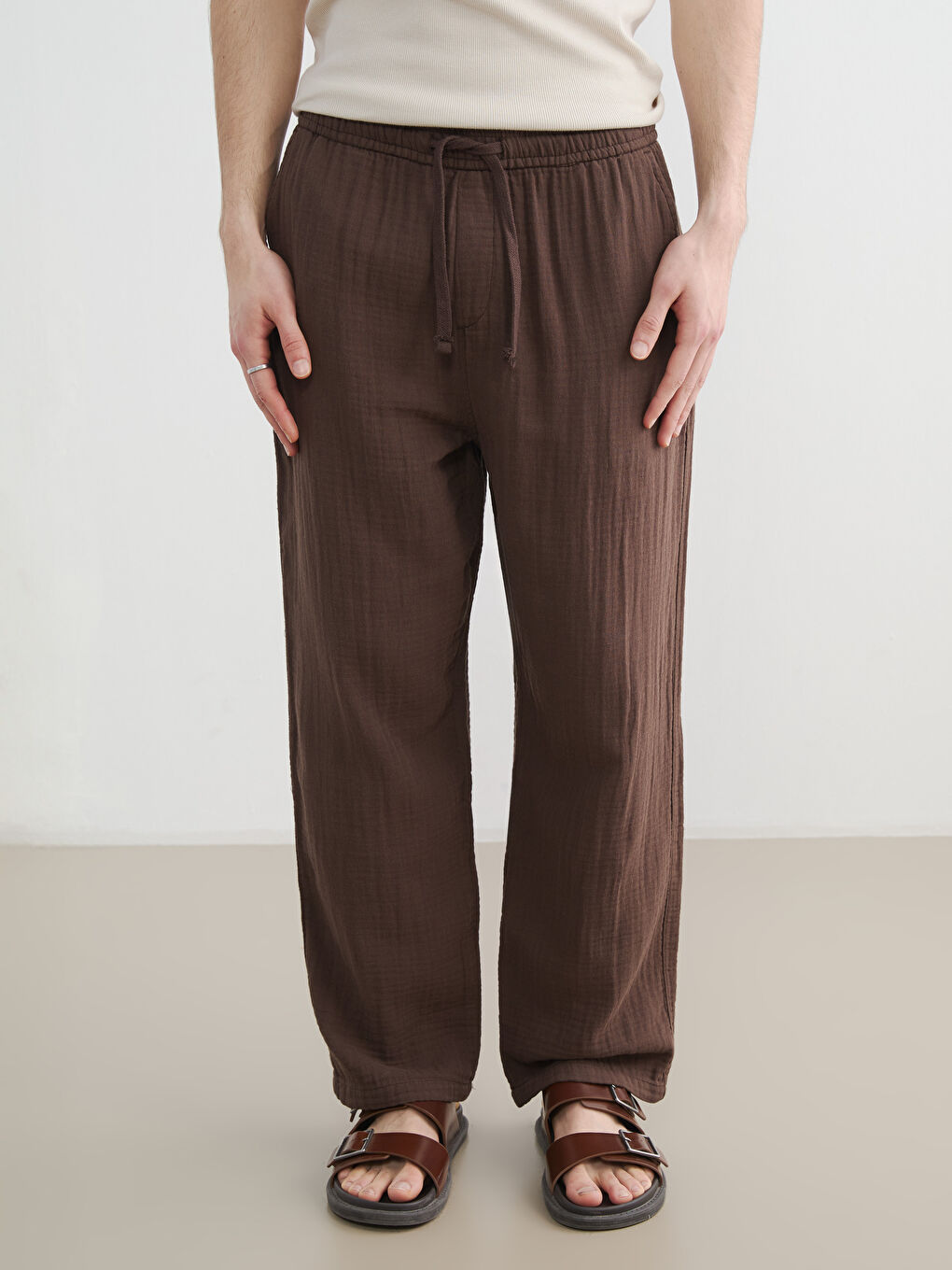 Мужские брюки из муслина свободного кроя-1