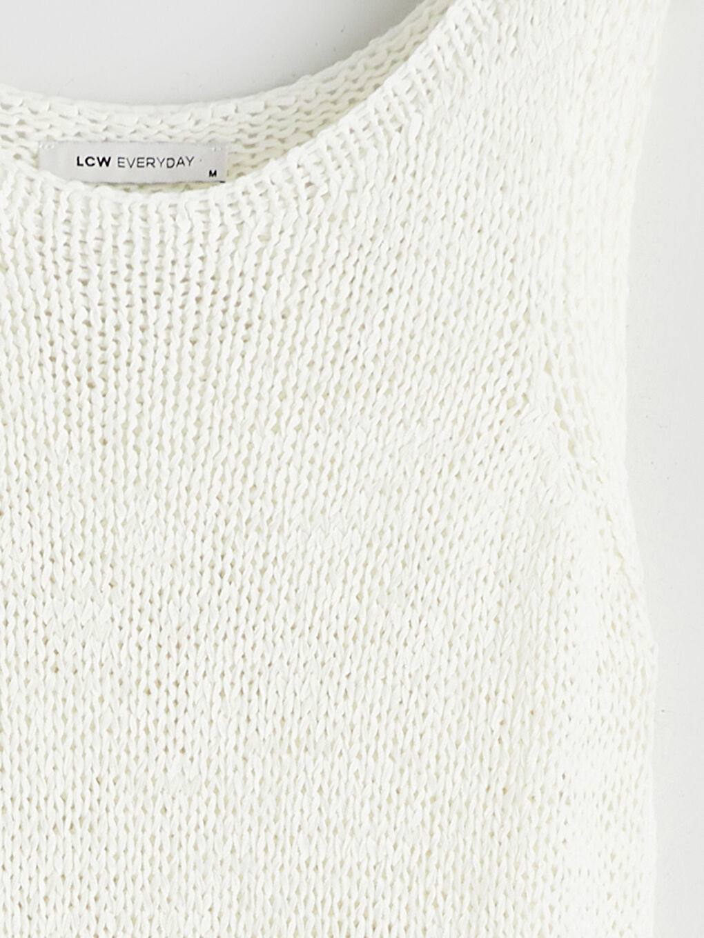 Robe Mini en Tricot à Détails Appliqués à Encolure en U-5