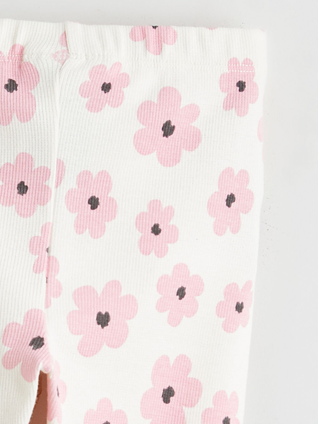 Квіткова блузка та легінси для дівчинки-5