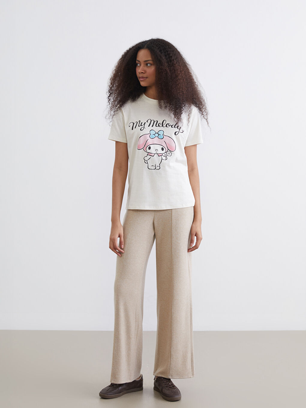 Crew Neck Hello Kitty Printed Women's T-Shirt-1