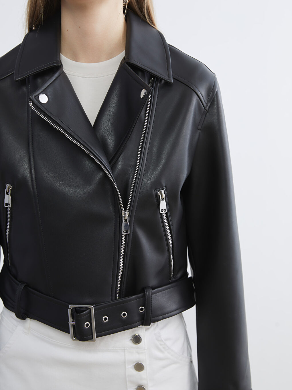 جاكيت جلد صناعي أسود امرأة-2