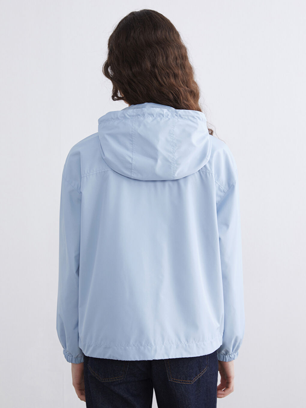 Mavi Kapüşonlu Oversize Kadın Yağmurluk-4