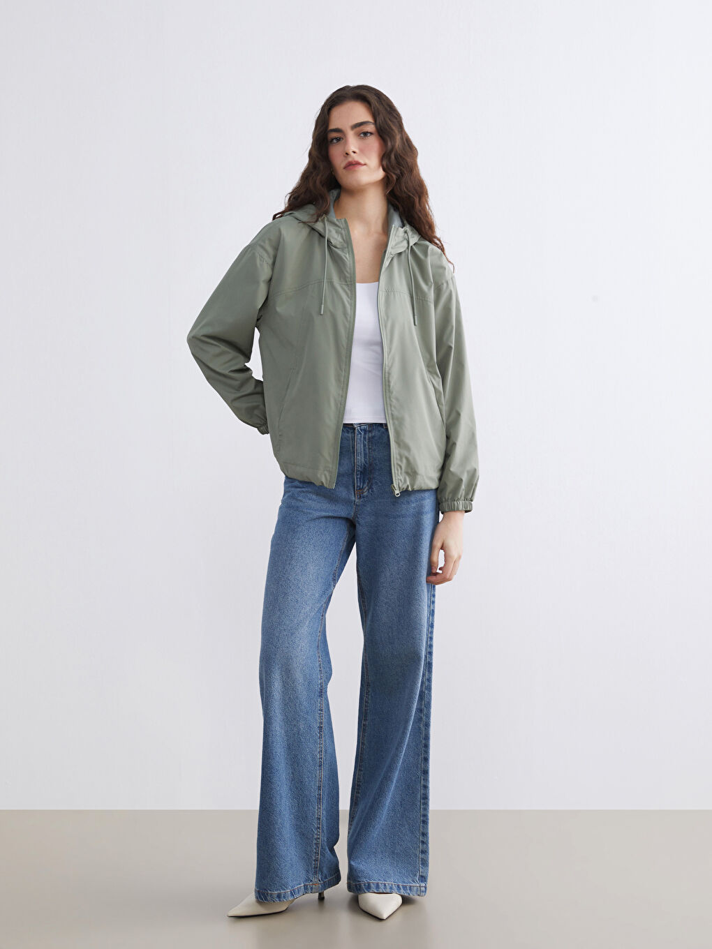 Haki Kapüşonlu Oversize Kadın Yağmurluk-1