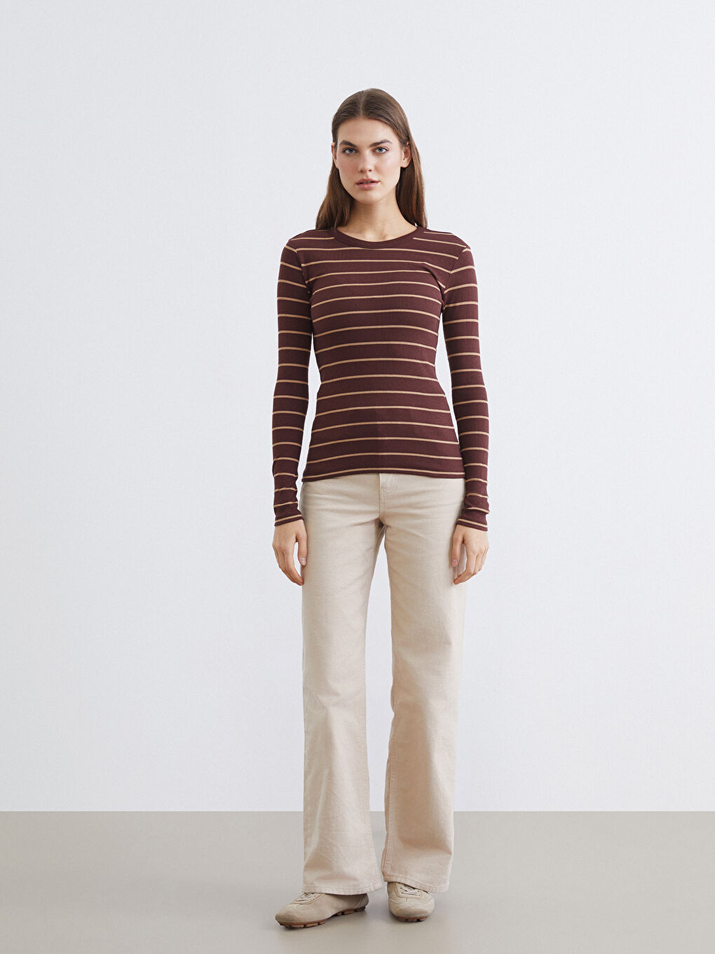 Әйелдерге арналған жолақты дөңгелек жағалы боди-1