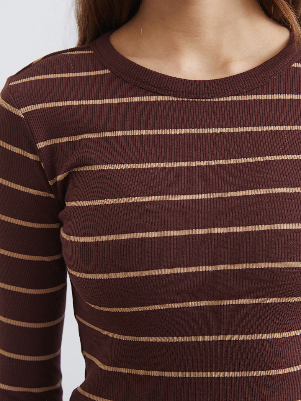 Әйелдерге арналған жолақты дөңгелек жағалы боди-2