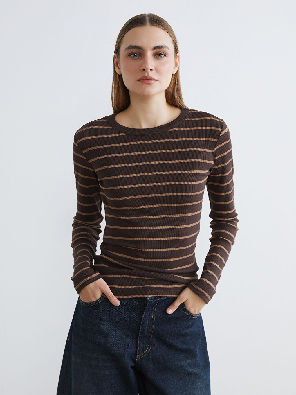 Kahverengi Bisiklet Yaka Çizgili Kadın Body