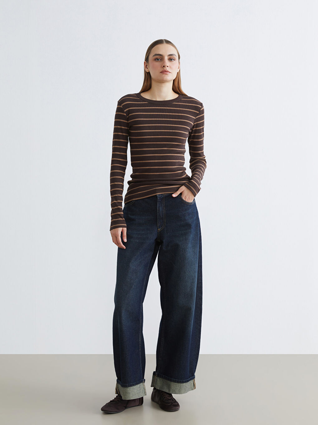 Kahverengi Bisiklet Yaka Çizgili Kadın Body-1