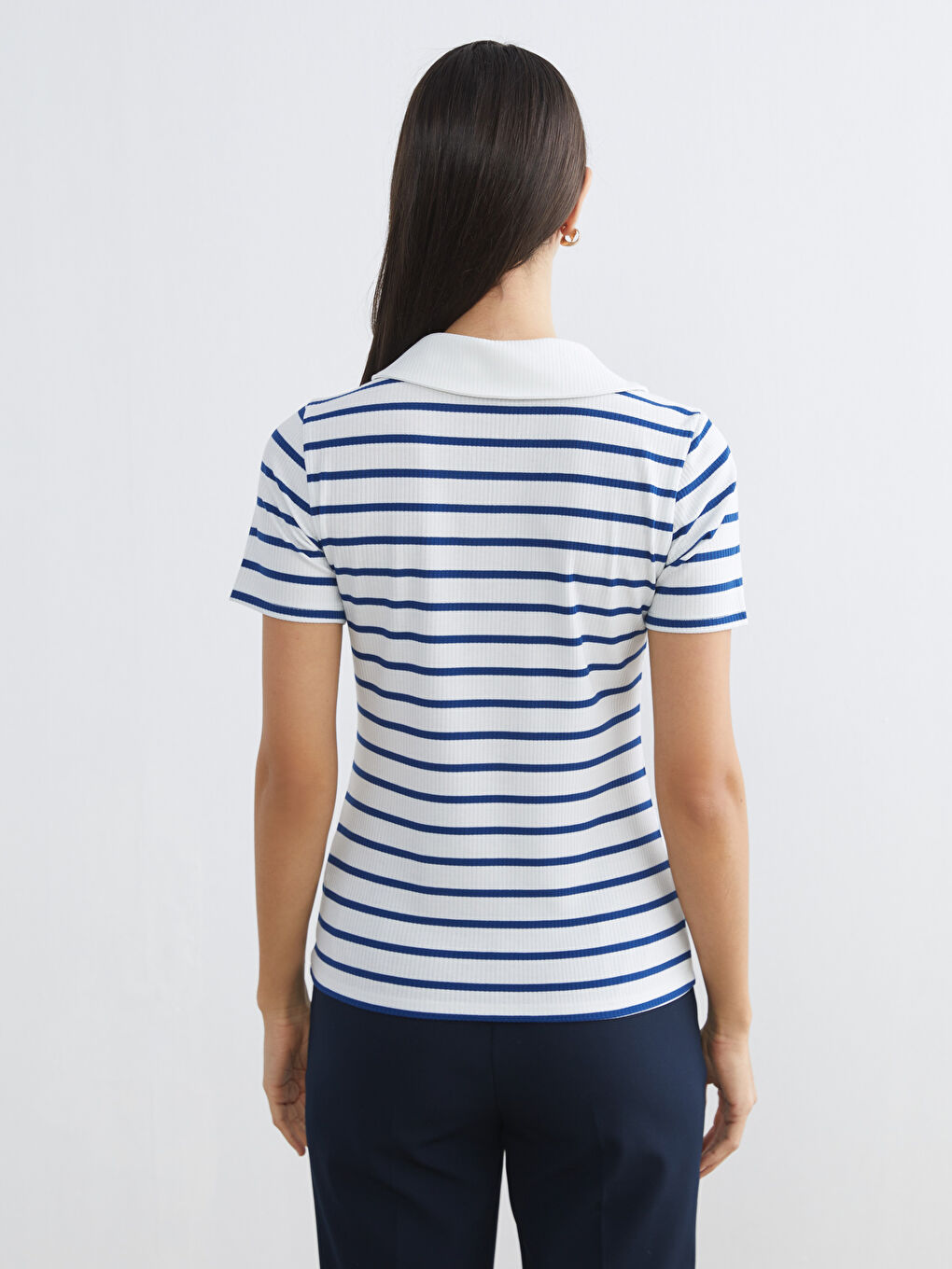 Polo Yaka Çizgili Kadın Tişört-3