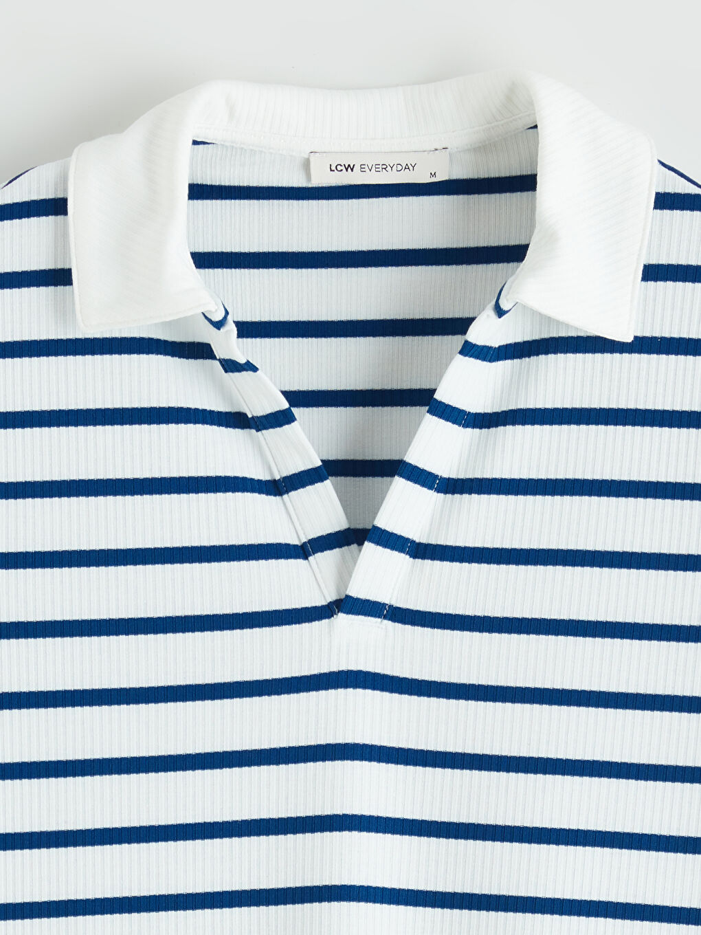 Polo Yaka Çizgili Kadın Tişört-5