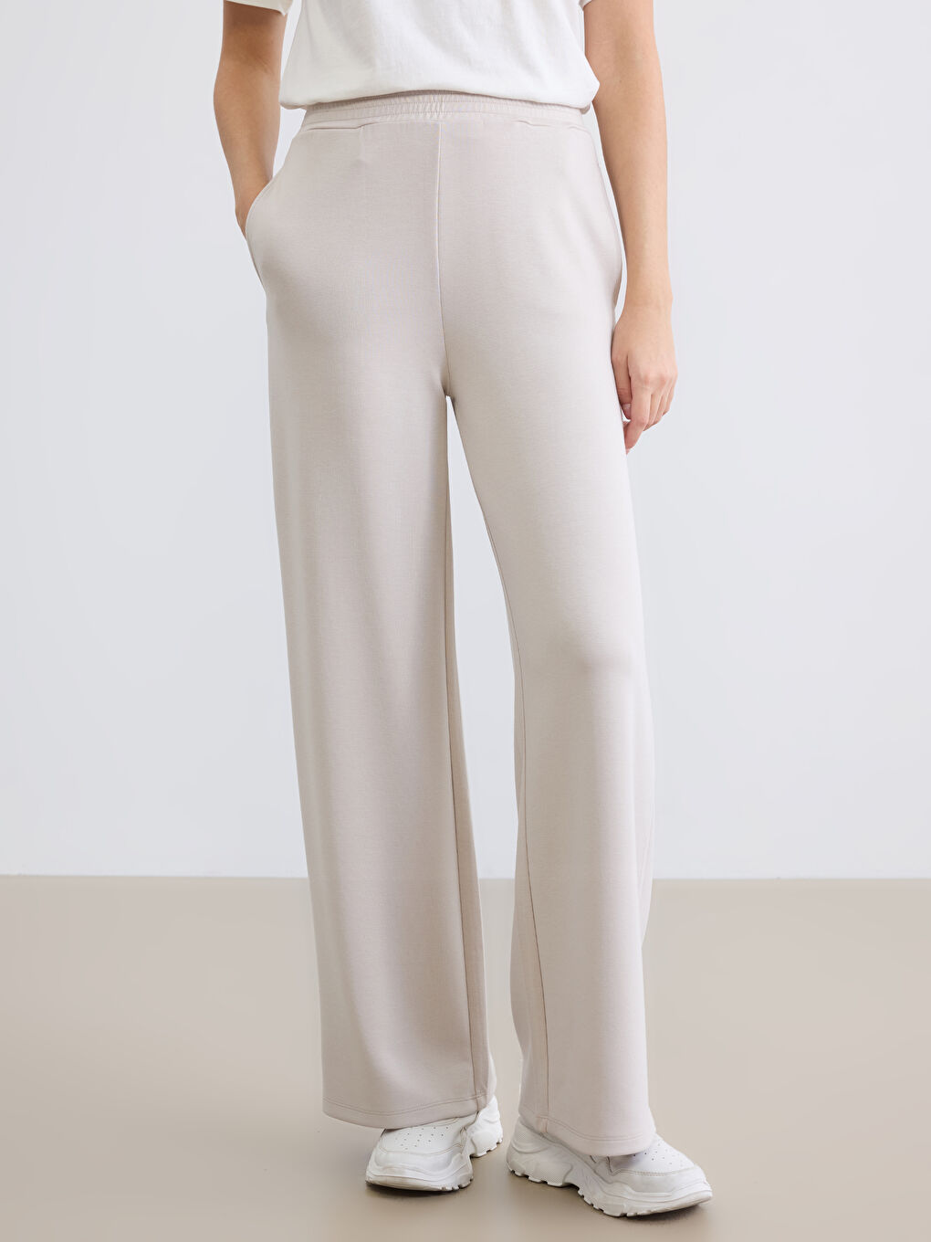 Soft Touch Women's Sweatpants with Elastic Waistband-1