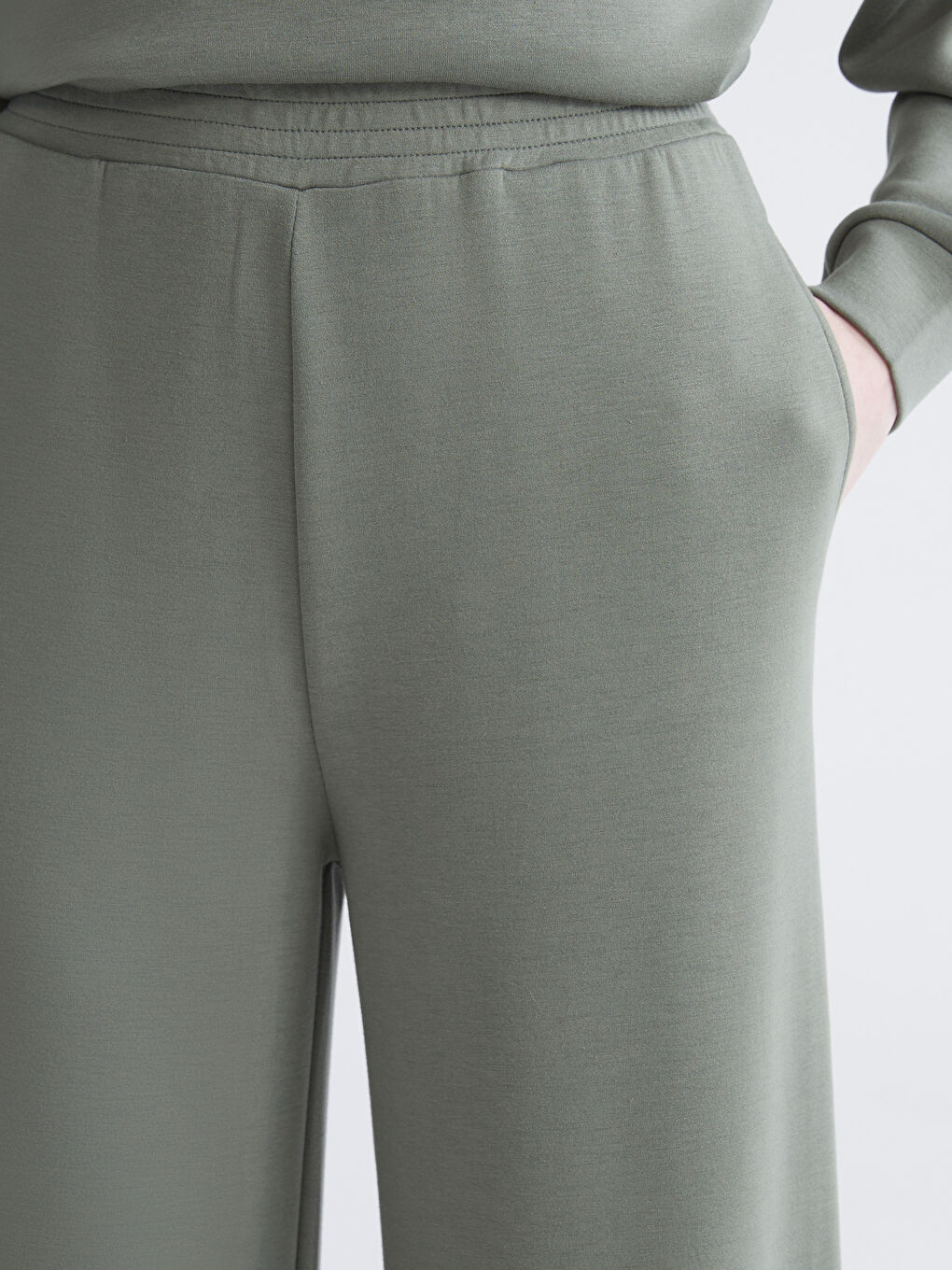 Soft Touch Women's Sweatpants with Elastic Waistband-2