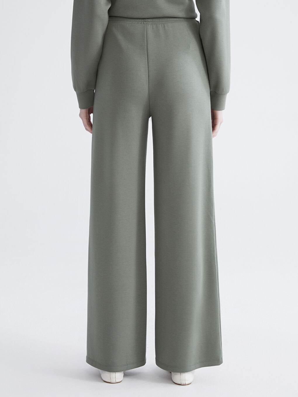 Soft Touch Women's Sweatpants with Elastic Waistband-3