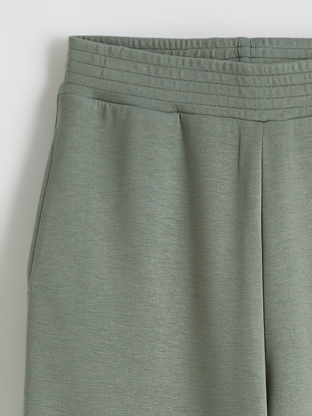 Soft Touch Women's Sweatpants with Elastic Waistband-5