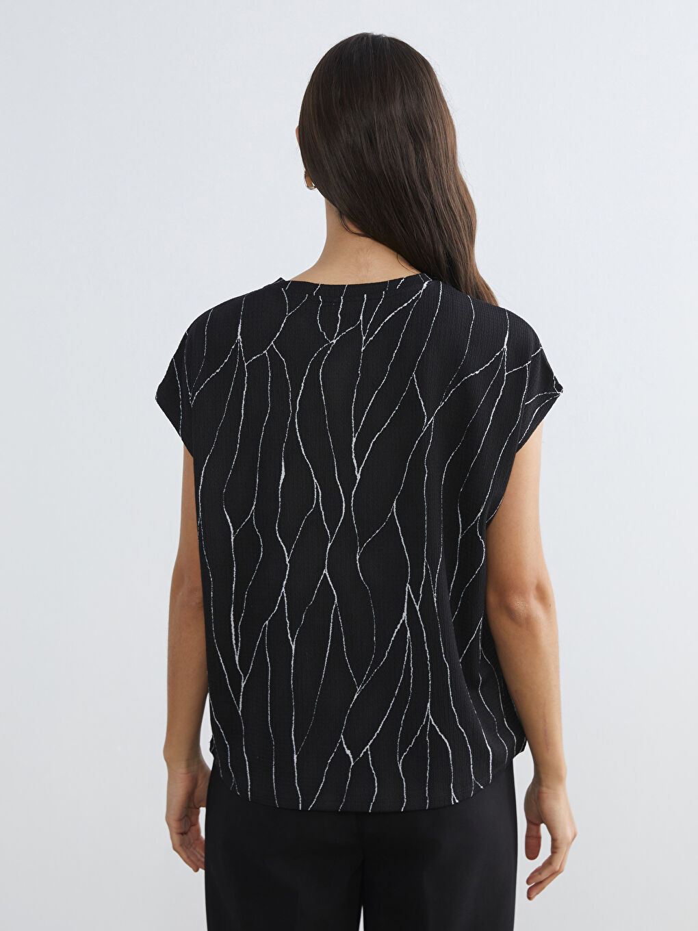 Woman BLACK T-Shirt-3