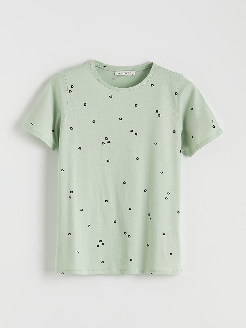 Женская футболка с цветочным принтом-4