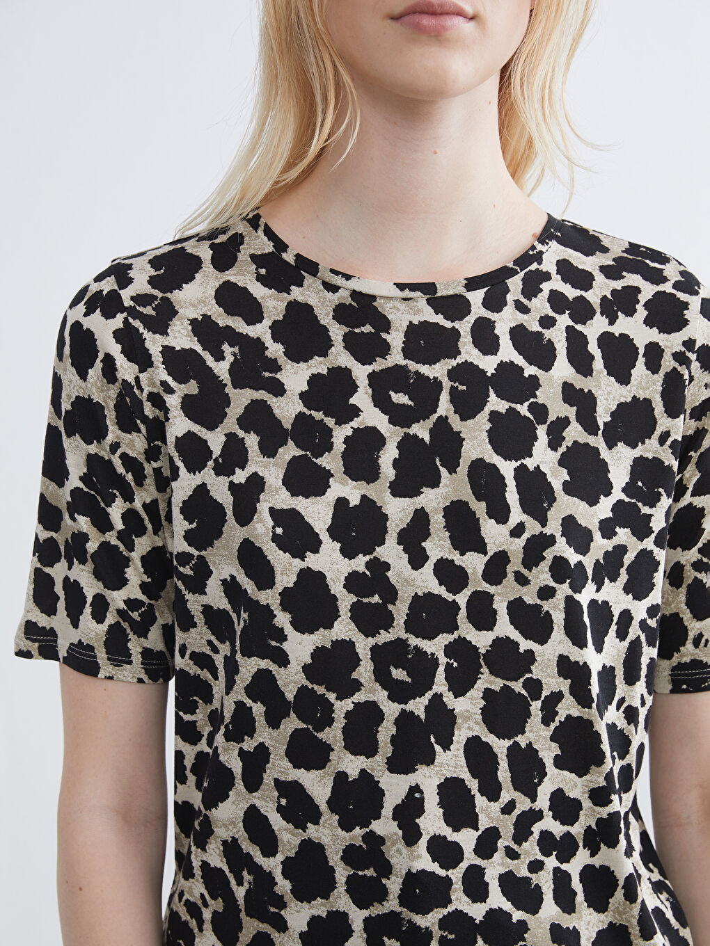 Әйелдер қоңыр Футболка-2