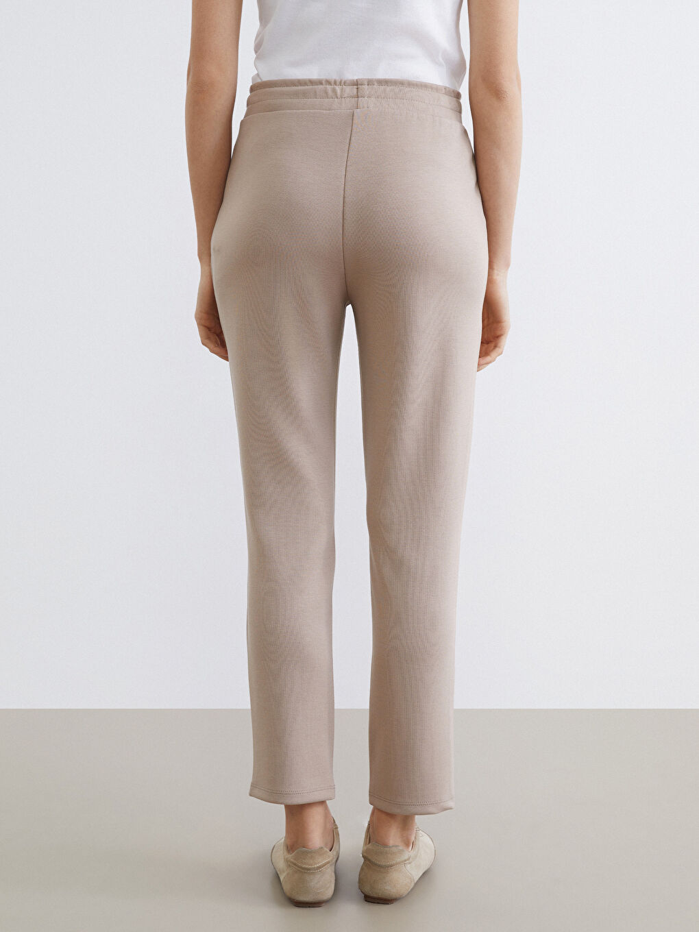 Elastic Waist Soft Touch Women's Sweatpants-3