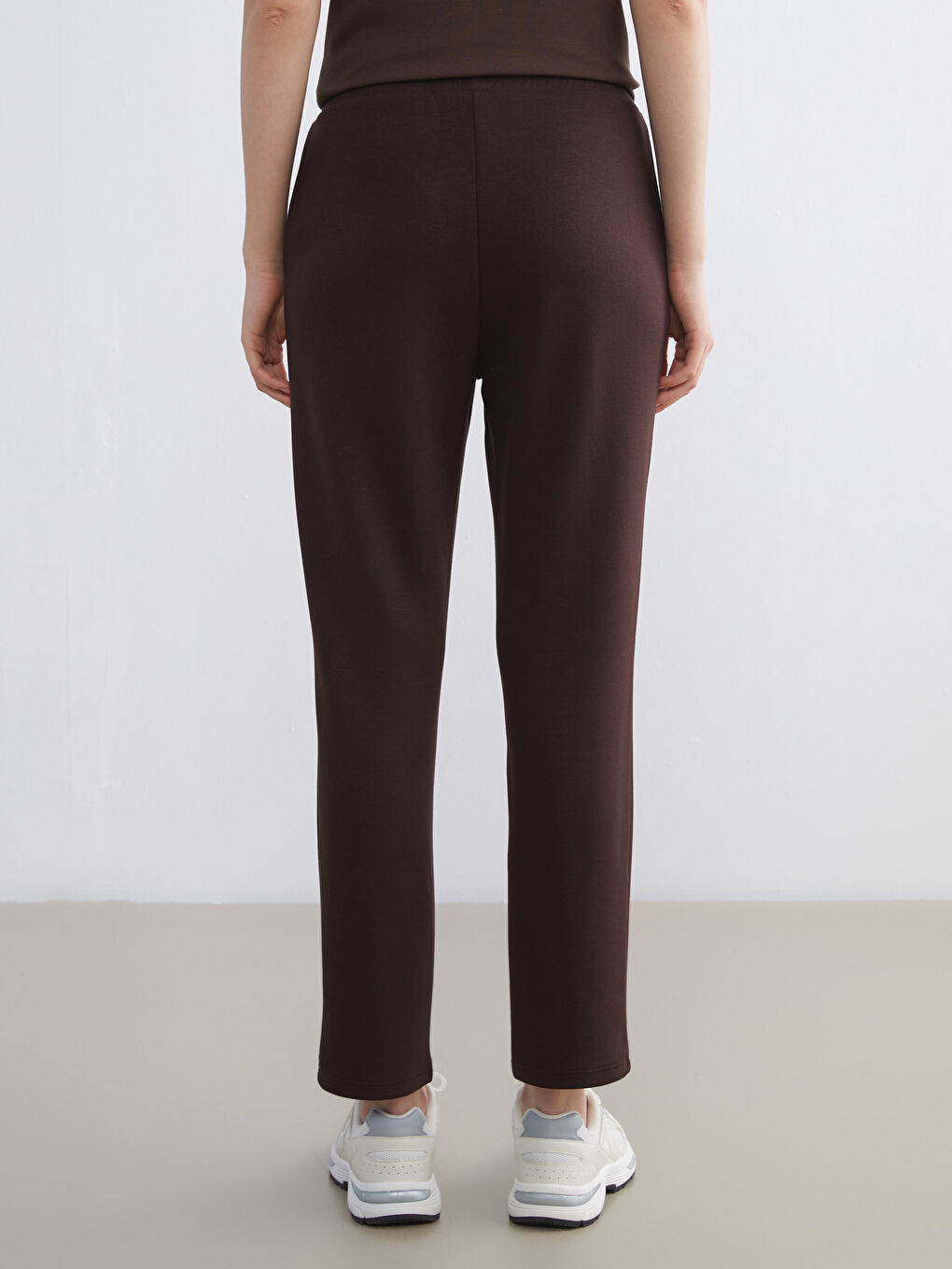 Kahverengi Beli Lastikli Soft Touch Kadın Eşofman Altı-3