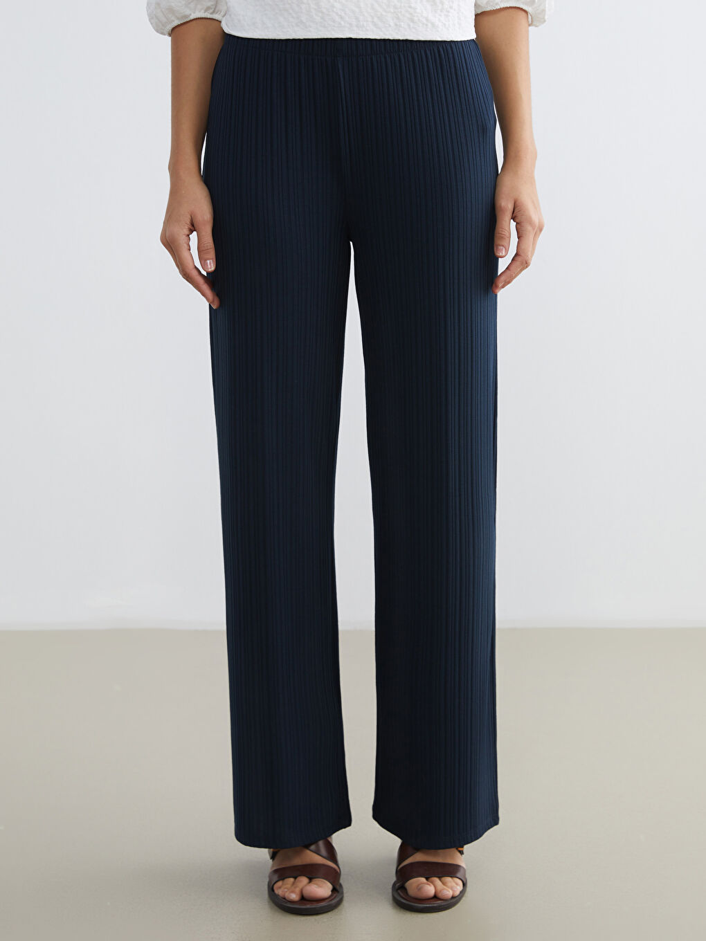 Lacivert Beli Lastikli Dokulu Kadın Pantolon-1