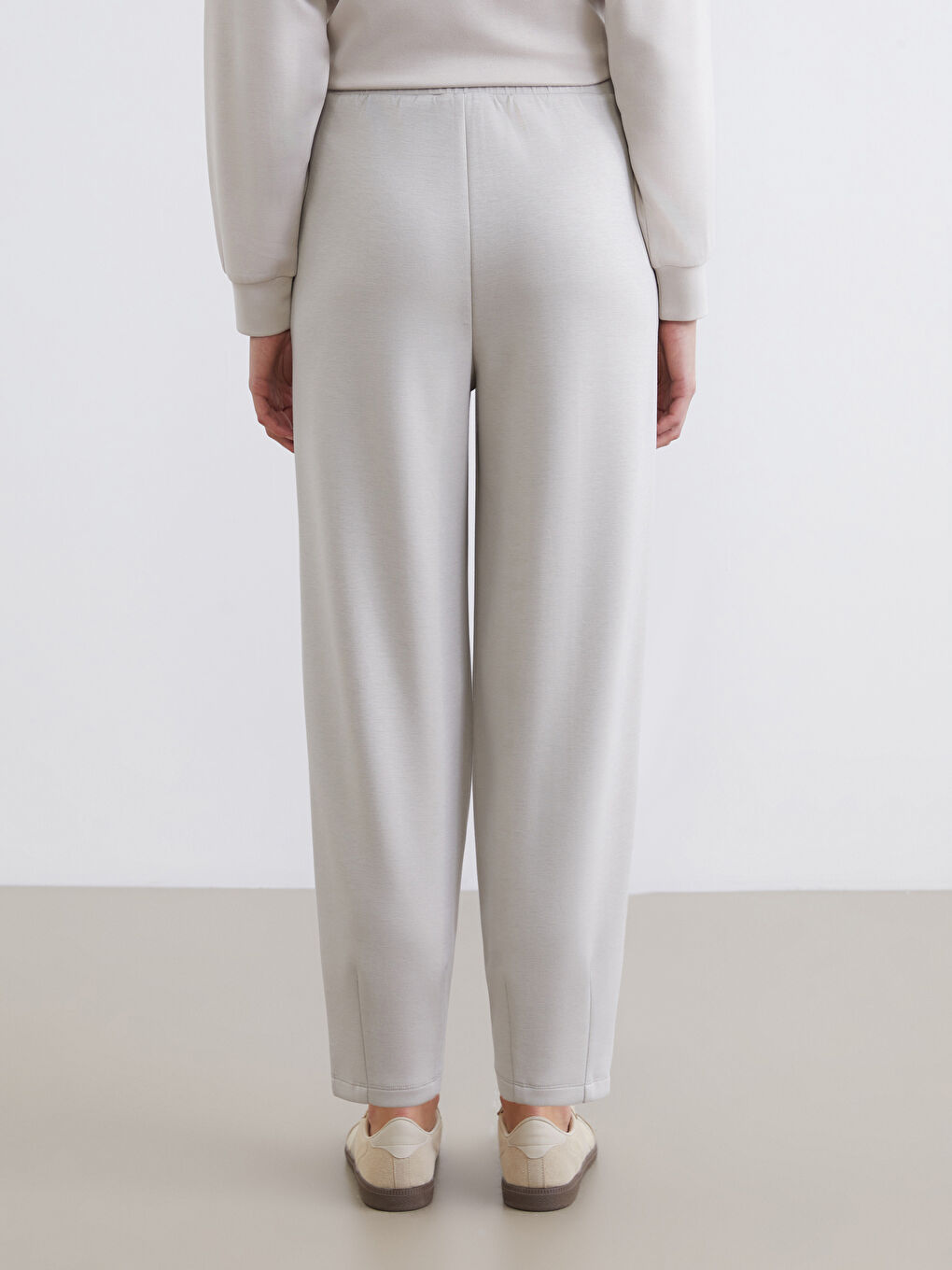 Žena SIVA Trenirke-3