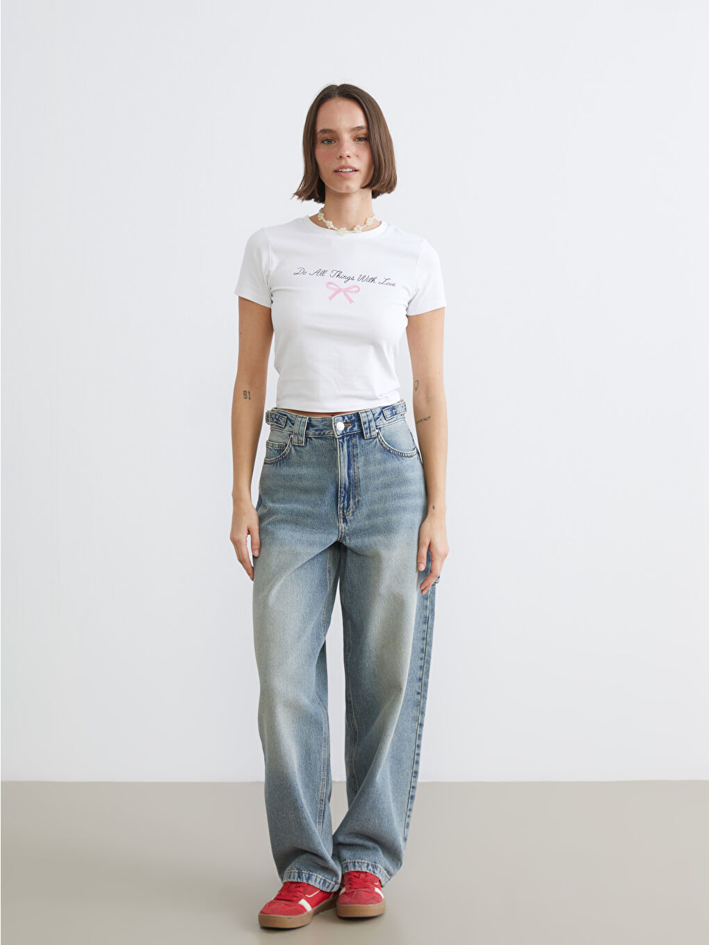 Женщины Белый Кроп-топ-1