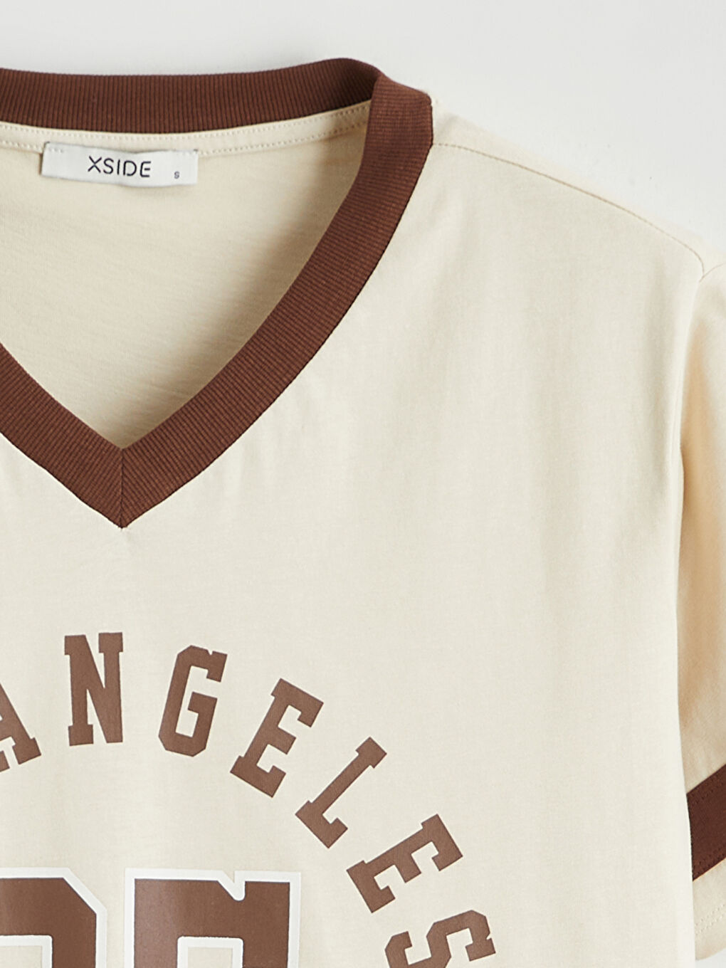 V Neck Printed Oversize Women's T-Shirt-5