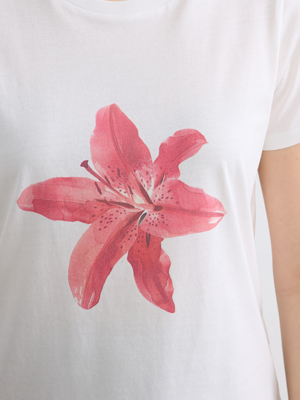 Жена Екрю Тениска-2