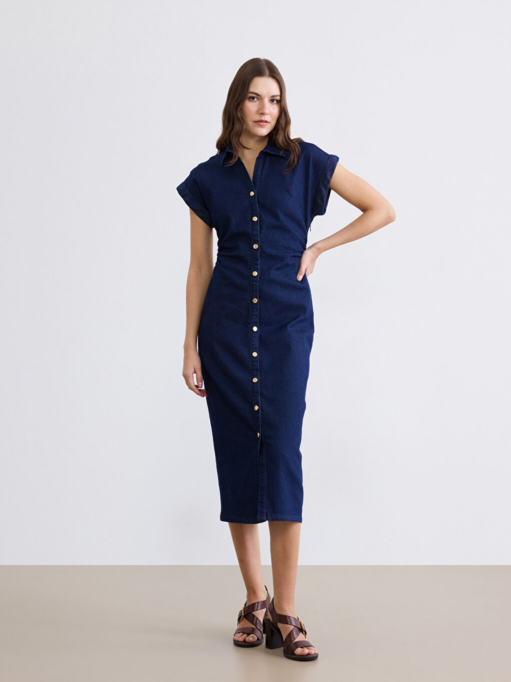 Көйлек жағалы жиналған деним көйлек-1