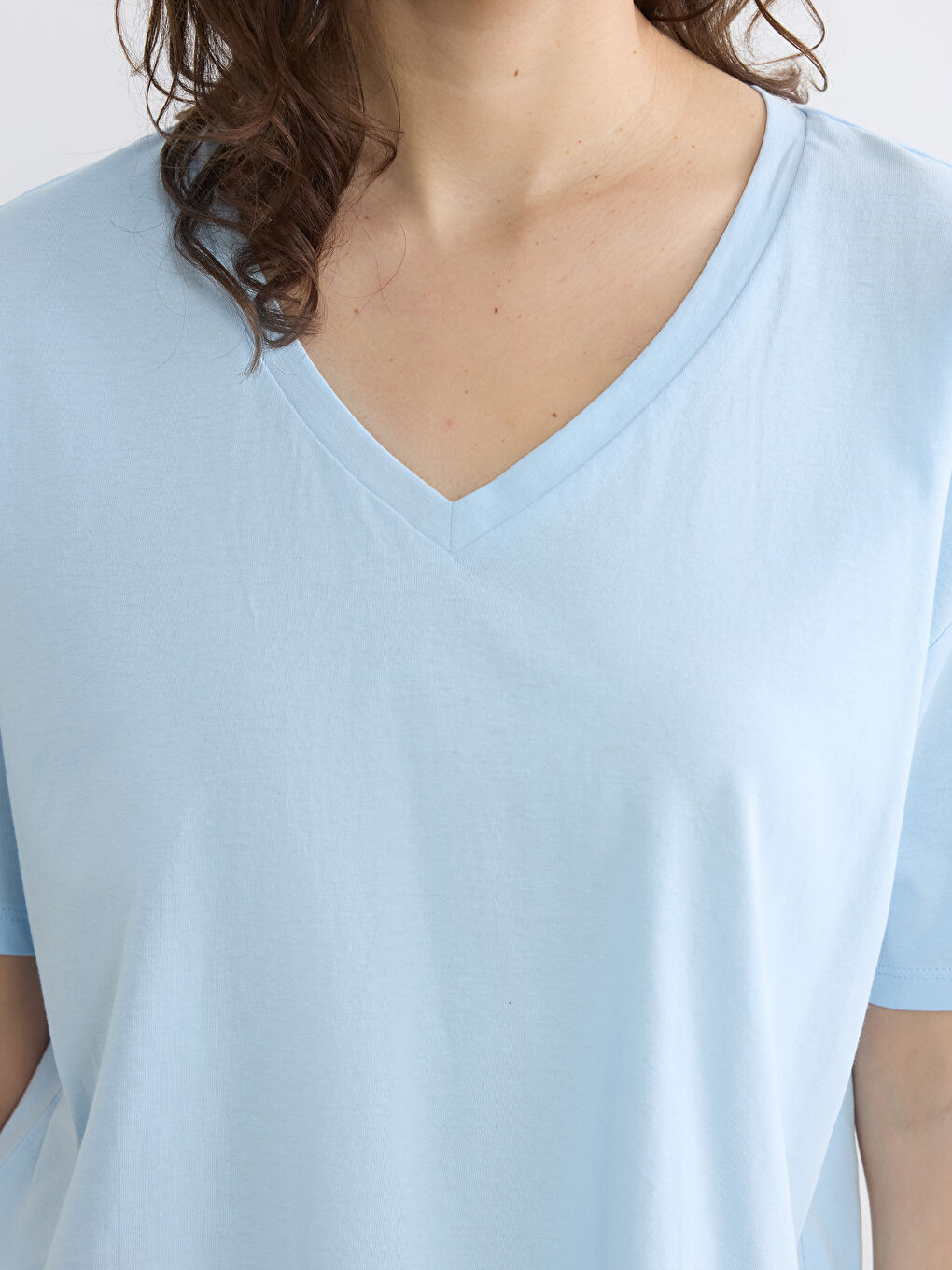 Ekru V Yaka Desenli Kadın Kaprili Pijama Takımı-2