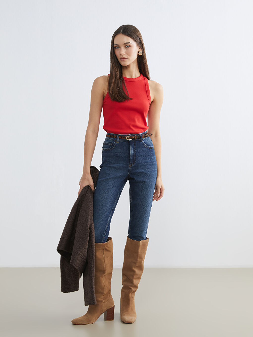 Женщины Красный Майка-1