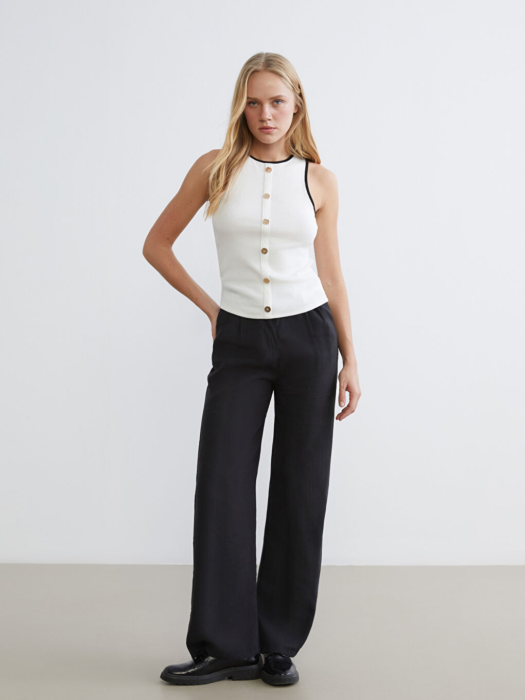 Женщины экрю Боди-1