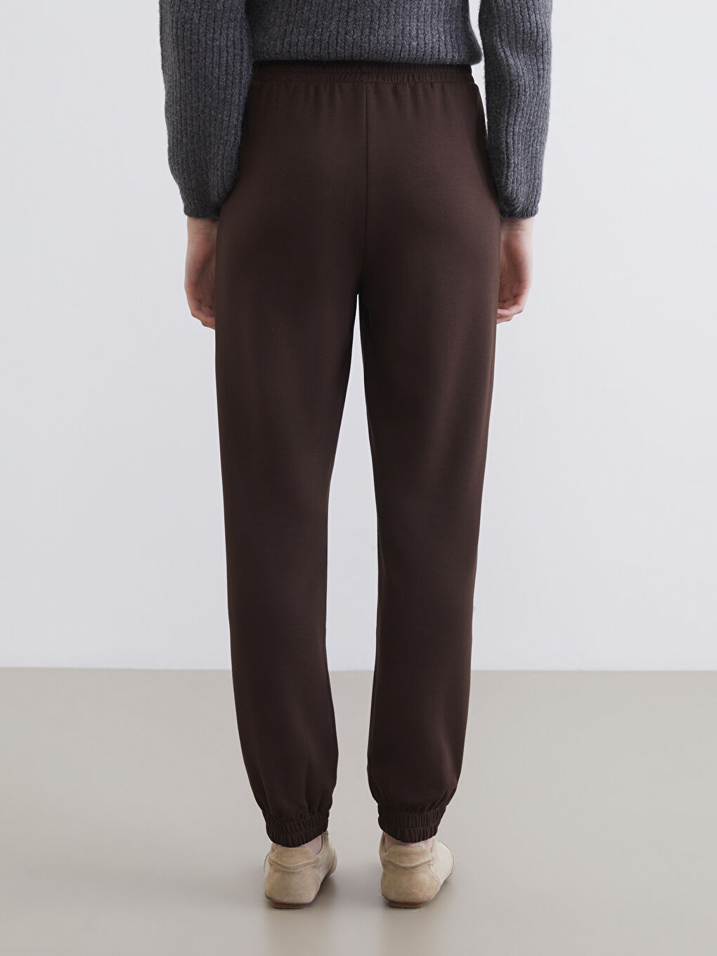 Женские мягкие джоггеры с эластичным поясом-3