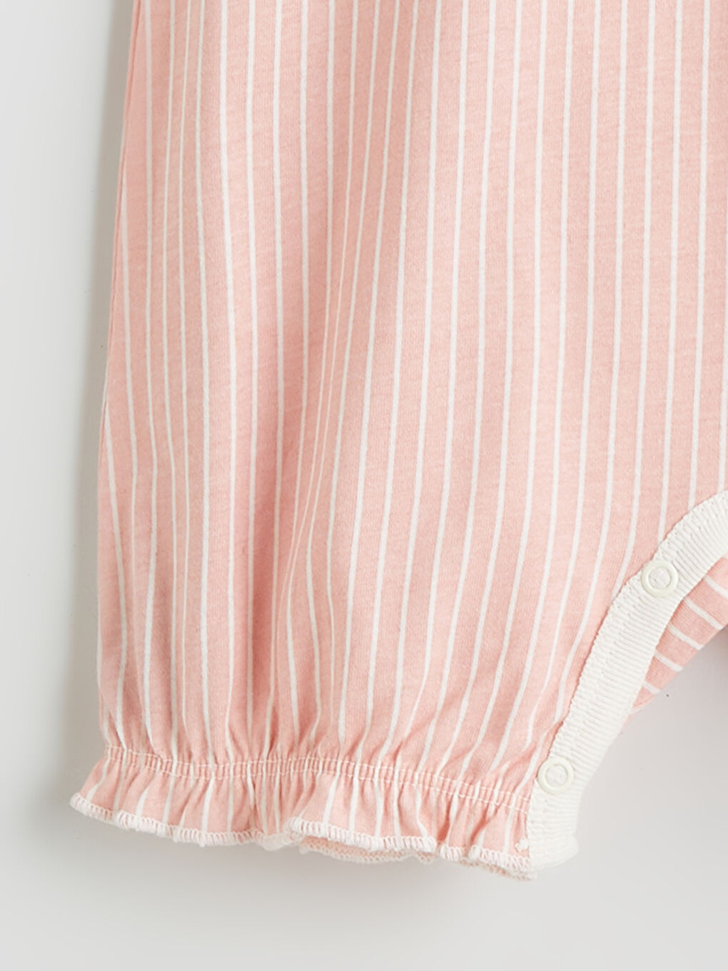 جەمپسوت بێجی كاڵ کچی ساوا-3