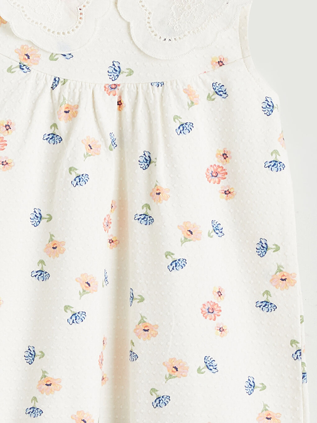Ekru Bebe Yaka Çiçekli Kız Bebek Tulum-2