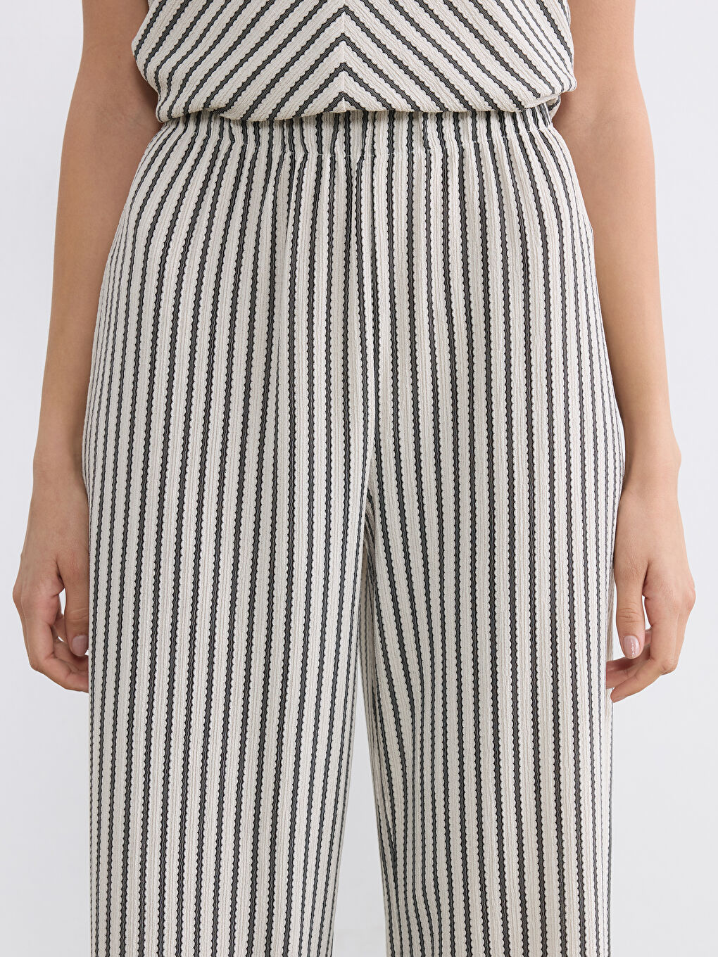 Еластични раирани дамски панталони-2