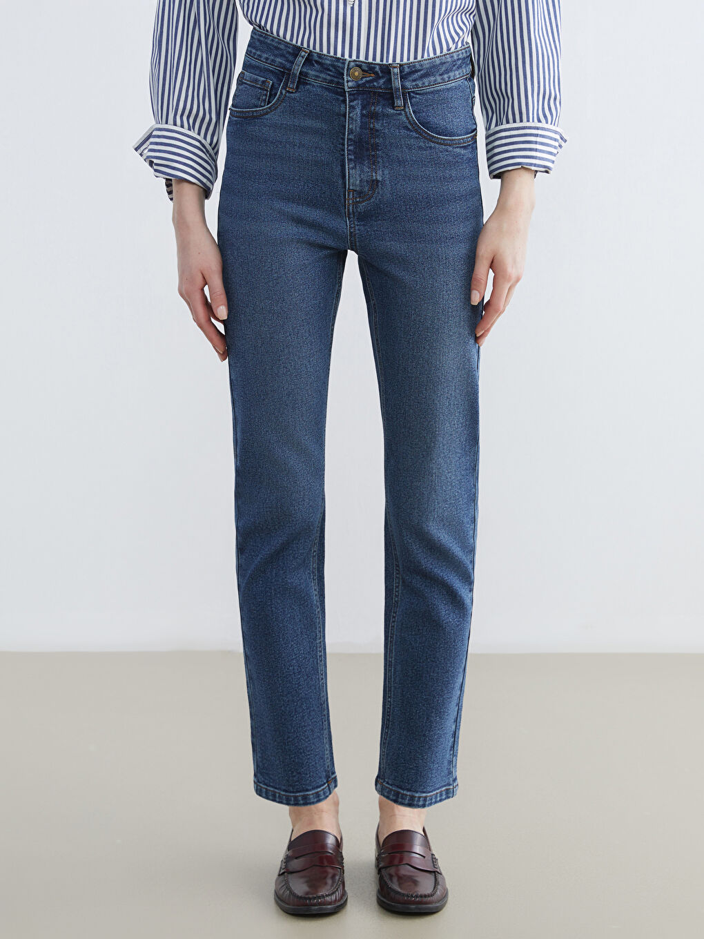 Джинсы Mom Fit для женщин-1