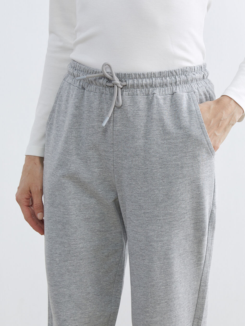 بنطال رياضي رياضي رمادي امرأة-2