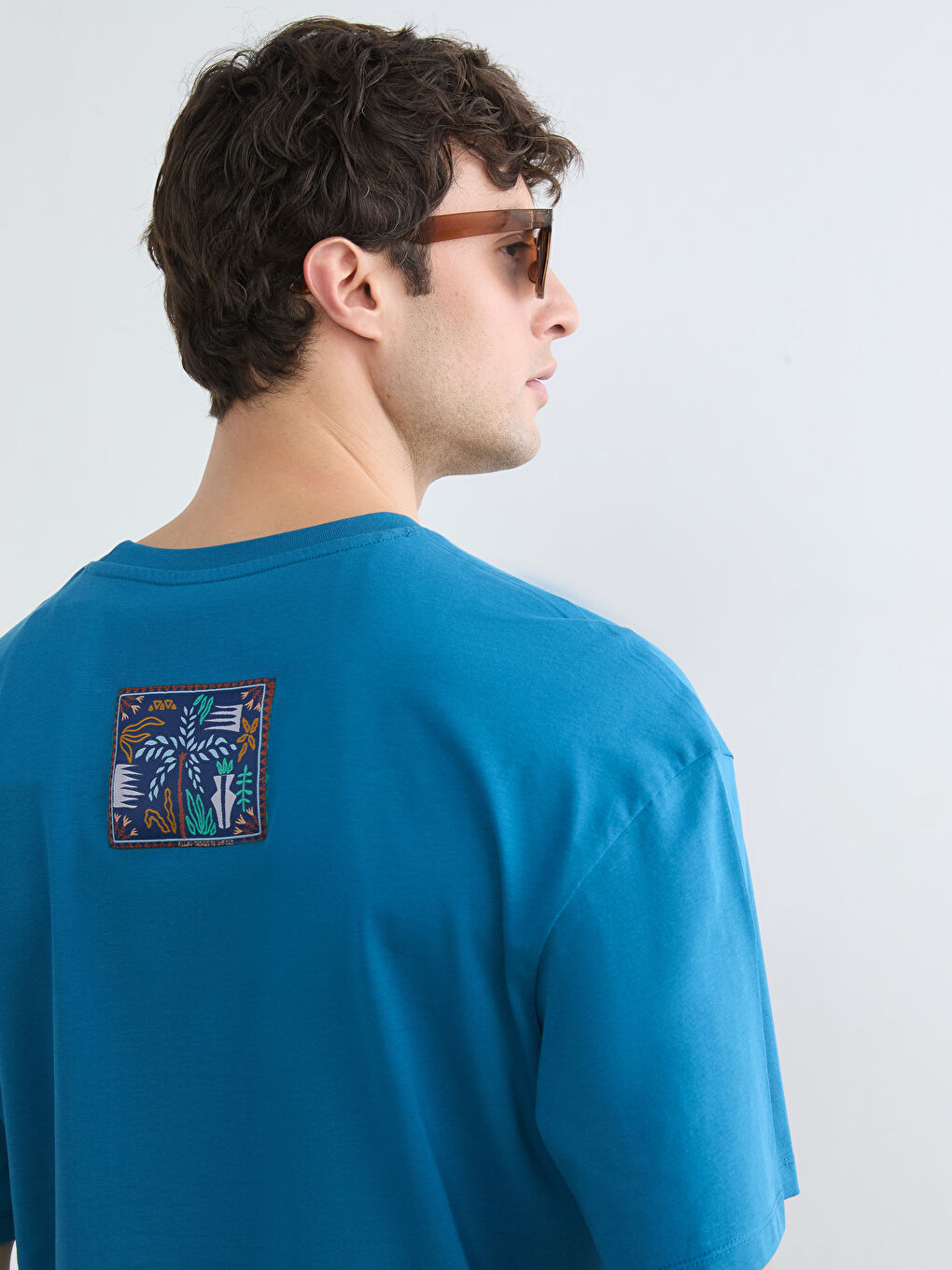 Mavi Bisiklet Yaka Baskılı Penye Erkek Tişört